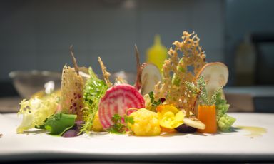 Il piatto 2017 di Silvio Battistoni de Le Colonne &egrave; un inno alla vegetalit&agrave;
