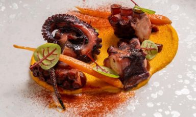 Polpo, carote e salsa bbq del Seasons di Ischia
