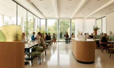 Gli spazi del Polychrome, il ristorante di Maison Taittinger a Reims, in Champagne
