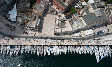 Il porto di brindisi, in occasione della regata Brindisi-Corfù, all'inizio di giugno. Negli stessi giorni ha preso forma Consorzio Discovery Brindisi: racconta le tante realtà che rendono speciale e unica la città
