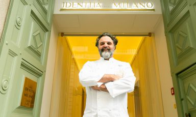 Marco Stabile è sbarcato a Milano per cucinare a nell'Hub della gastronomia di Identità Golose (tutte le foto OnStageStudio)
