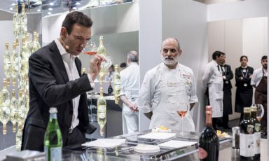 Lo chef de cave di Ruinart Frédéric Panaïotis assieme a Corrado Assenza durante la seconda giornata di Identità Champagne