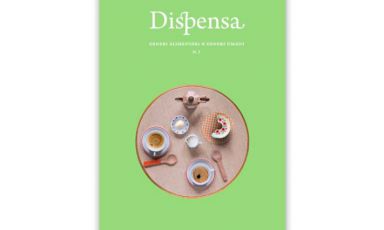 La copertina del numero 7 di Dispensa, il magazine di "generi alimentari e generi umani" Martina Liverani dedicato all'unverso dei bambini. Il volume costa 21 euro e si può ordinare online su dispensamagazine.com
