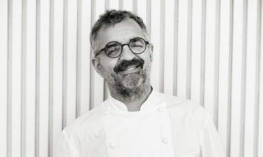 Mauro Uliassi, 61 anni. Dal 28 maggio 1990 è chef e patron del ristorante Uliassi a Senigallia (Ancona), prima una (1995), poi due (2008) poi 3 stelle Michelin (dicembre 2018). Foto uliassi.com
