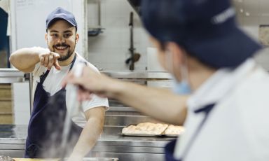 Jacopo Ticchi, oltre a essere un cuoco pieno di idee, è anche una persona che sa sempre regalare dei sorrisi sinceri
