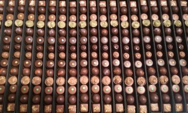 Assortimento di praline da Roccati, a Bologna e Madonna di Campiglio
