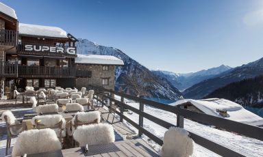 Il Super G di Courmayeur è un "italian mountain lodge", ossia un nuovo format per una struttura ricettiva di classe, a due passi dalle piste e che garantisce tanto divertimento e anche buona cucina
