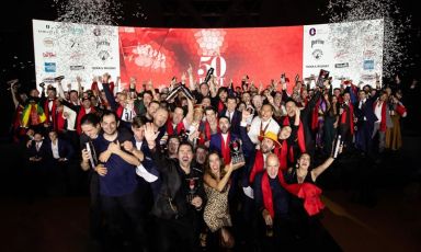 Foto di gruppo dei premiati all'edizione 2022 della classifica World's 50Best Bars
