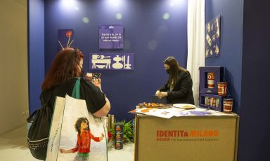 Lo stand di Casa Marrazzo a Identità Milano. Le foto sono di Brambilla/Serrani
