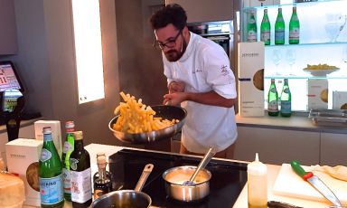 Luciano Monosilio, chef at Pipero al Rex in Rome, was the protagonist, a few hours ago, of Identità di Pasta, the weekly event organised at Identità Expo S.Pellegrino in collaboration with Pastificio Felicetti
