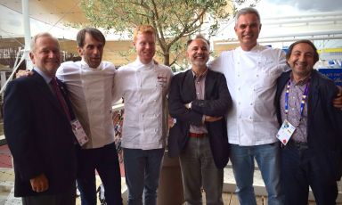 Final photo of the participants in the round table organised by The Vegetarian Chance at Identità Expo S.Pellegrino. Left to right, Clement Vachon, Davide Oldani, Mark Moriarty, Carlo Modonesi, Pietro Leemann and the founder of The Vegetarian Chance, Gabriele Eschenazi
