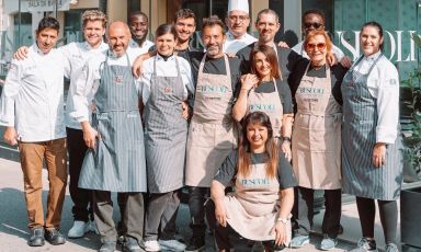 Il team della Pasticceria Busuoli a Mirandola, in provincia di Modena
