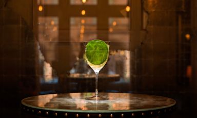 Vi presentiamo la nuova drinklist di Perrone e Bargiani del Connaught Bar, Londra: perfetta sintesi del dialogo con i colleghi del settore e gli ospiti
