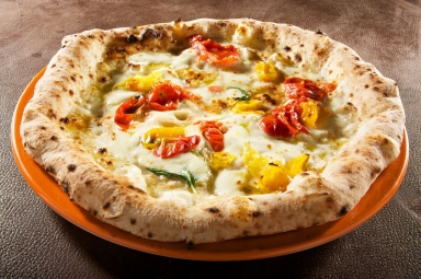 L'altra pizza dei Vesi: Fantasia di colori e sapori
