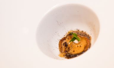 La Zuppa di cipolle è il piatto proposto per il 2017 da Cristina Bowerman della Glass Hostaria di Roma
