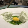 The sweet-sweet part begins with Pandan, «the idea comes from Malaysia»: mango sorbet with mango caviar, pandan sponge and infusion (it’s an Asian plant of which the aromatic leaves are used) and coconut

