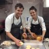 In cucina: l'australiano Beau Clugston (Noma) e la canadese Jessica Rosval (Osteria Francescana)