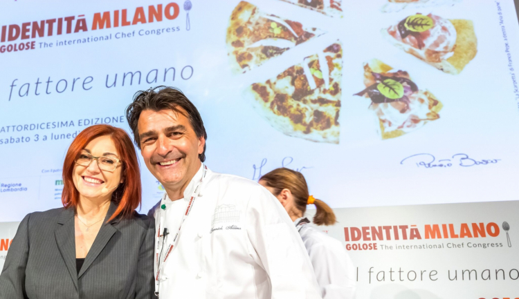 Alléno con Eleonora Cozzella, che ha presentato l'intero programma di Identità di Pasta
