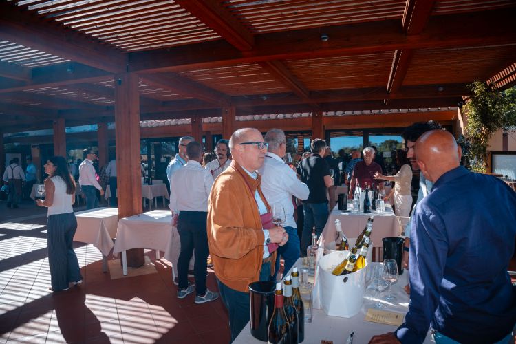 Un momento della degustazione dopo la presentazione del progetto