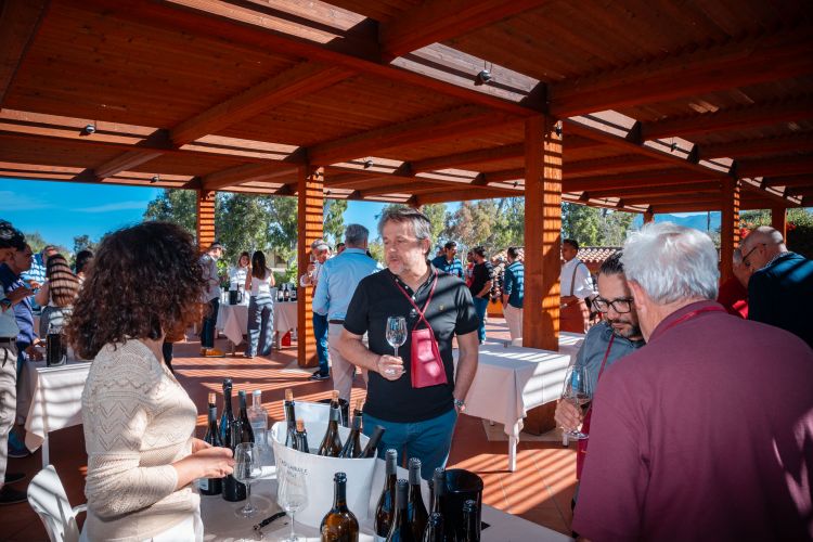 Un momento della degustazione dopo la presentazione del progetto
