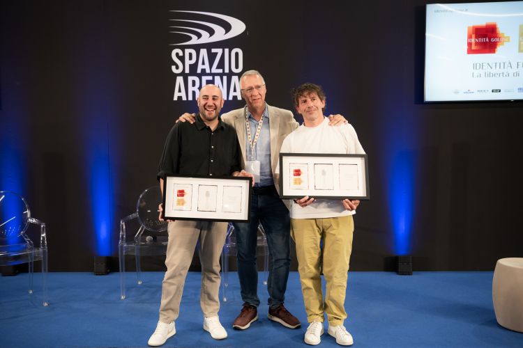 I saluti conclusivi. Da sinistra PIetro Caroli, Gabriele Zanatta e Cesare Battisti