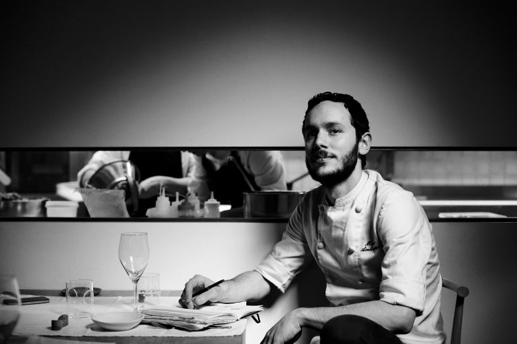 Lo chef Marco Ambrosino (foto di Marco Varoli)
