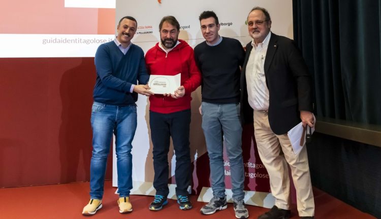 Premio BIRRA IN CUCINA, offerto da Birra del Borgo - Alfredo Colangelo, Direttore Commerciale

FRANCO FRANCIOSI E FRANCESCO D’ALESSANDRO - MAMMARÒSSA - AVEZZANO (L’AQUILA)
