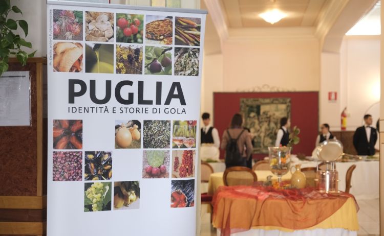 Puglia, Identità e Storie di Gola è un'iniz