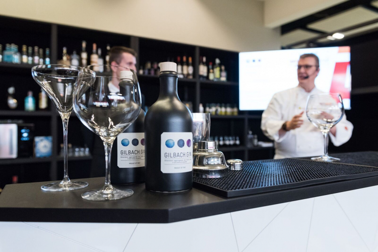 La Mixology di montagna con Silvio Galvan e Alessandro Gilmozzi, promossa da Gilbach Gin