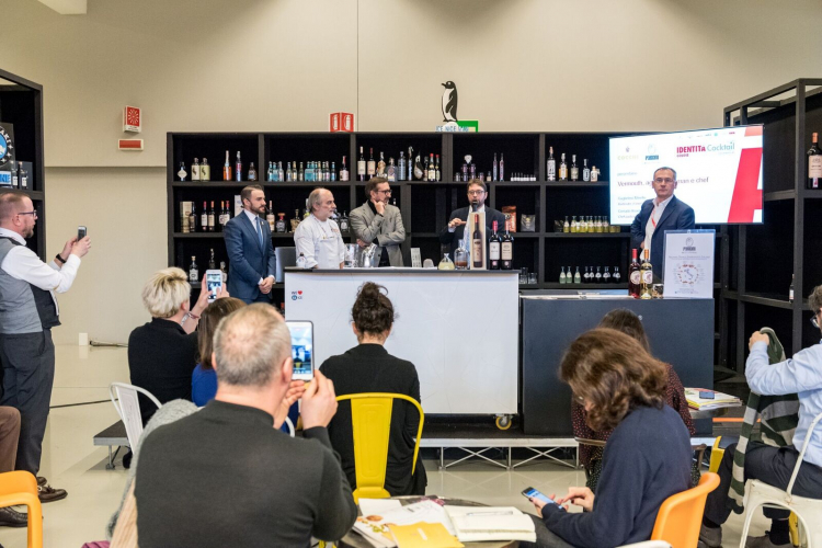 Vermouth, agrumi, barman e chef con Guglielmo Miriello e Corrado Assenza, promossa da Cocchi e Pariani