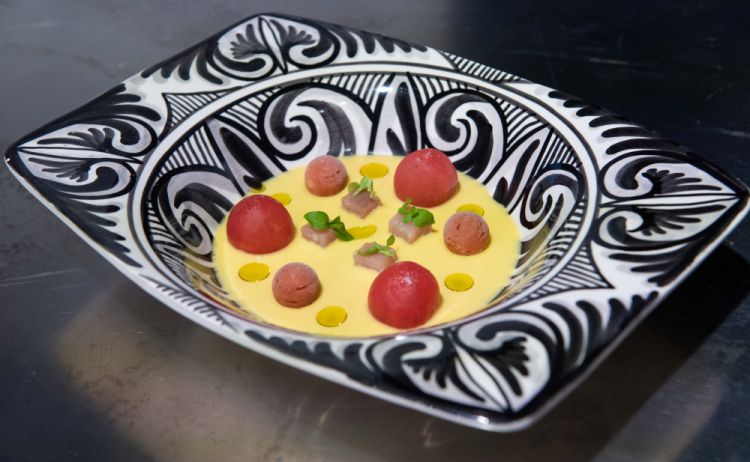 Seasoned cherry tomatoes with gel and soup of mandarin and semi-cured tuna 
