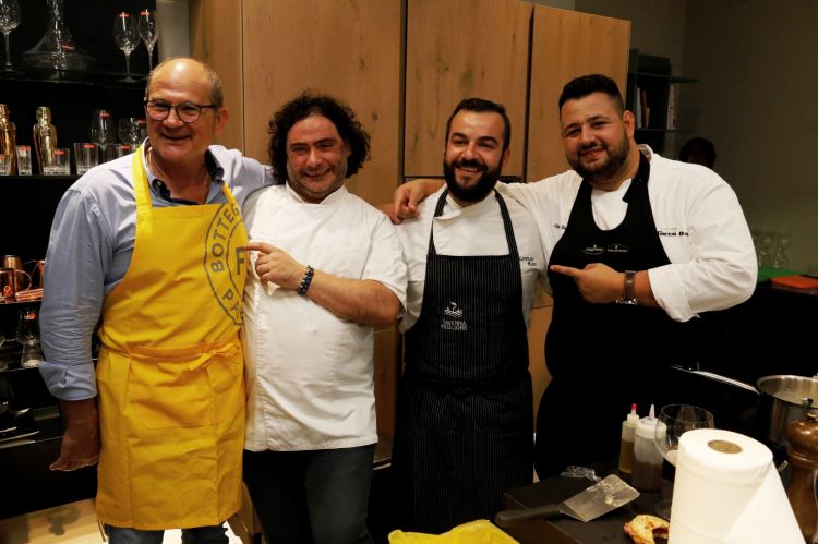 Salvatore Passalacqua, produttore della tuma persa, con Luca Stracquadanio, Lorenzo Ruta e Riccardo Cilia
