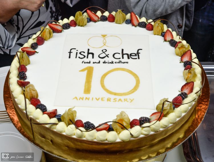 La torta per i 10 anni di Fish & Chef
