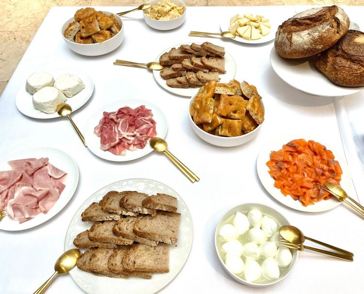 Il buffet salato della domenica di Identità Golose Milano