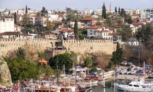 Le mura di Kaleiçi, quartiere vecchio della citt
