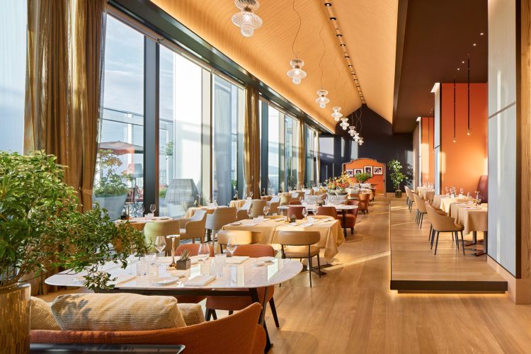 La sale del Ristorante Niko Romito, al 40° piano 