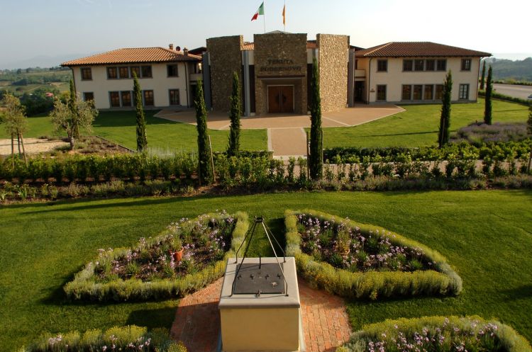 La tenuta di Podernovo in Toscana
