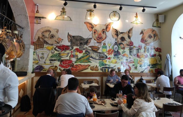 Bairro do Avillez, three restaurants in one, at the entrance, the Taberna, charcuterie and cheese (mostly from sheep’s milk)