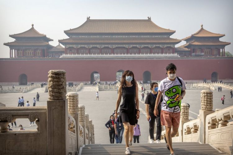 First of May, the reopening of the Forbidden City in Beijing, closed for over three months 
