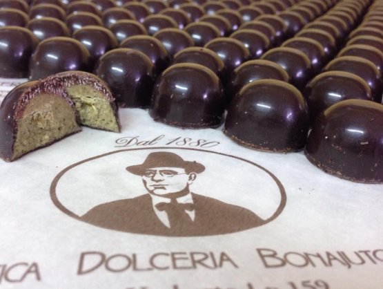 Un'altra squisizezza firmata Bonajuto: cioccolatini al pistacchio