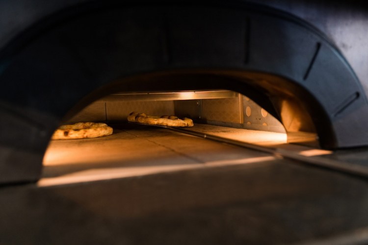 La pizza ai quattro fiordilatte di Gino Sorbillo, cotta su Neapolis a Sigep 2018

