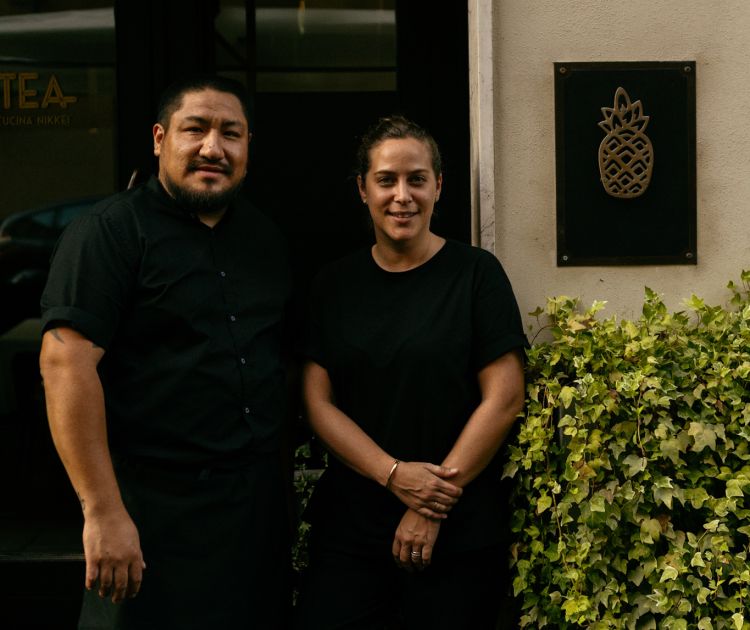 Perù protagonista pure 24 ore prima della cerimonia con l’imballatissima cena a 4 mani messa insieme da Alexander Robles, padrone di casa ad Azotea, e Pia Leon del ristorante Kjolle a Casa Tupac, lo stesso complesso che ospita il pluridecorato Central, del marito Virgilio Martinez. Da giovedì scorso Kjolle è il nono ristorante al mondo