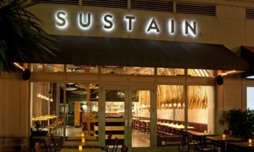 L'ingresso del Sustain restaurant and bar a Downt