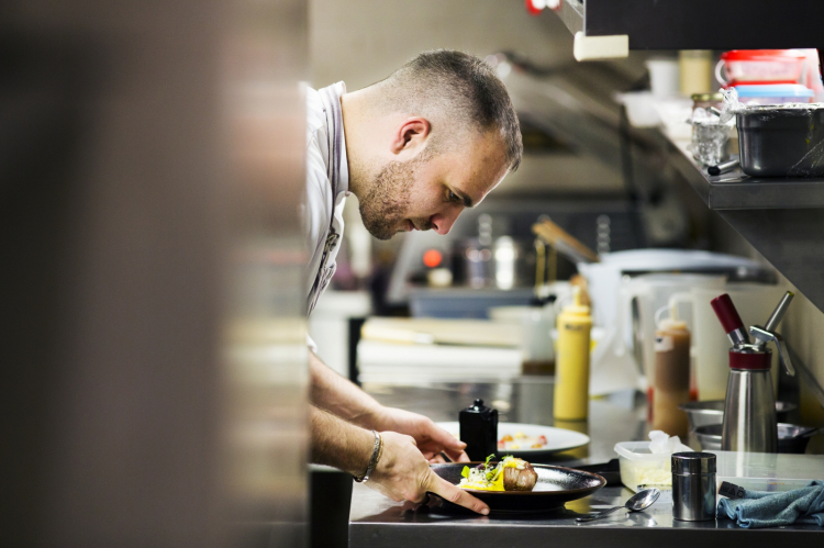 Lo chef Marco Martini del The Corner a Roma (tutt