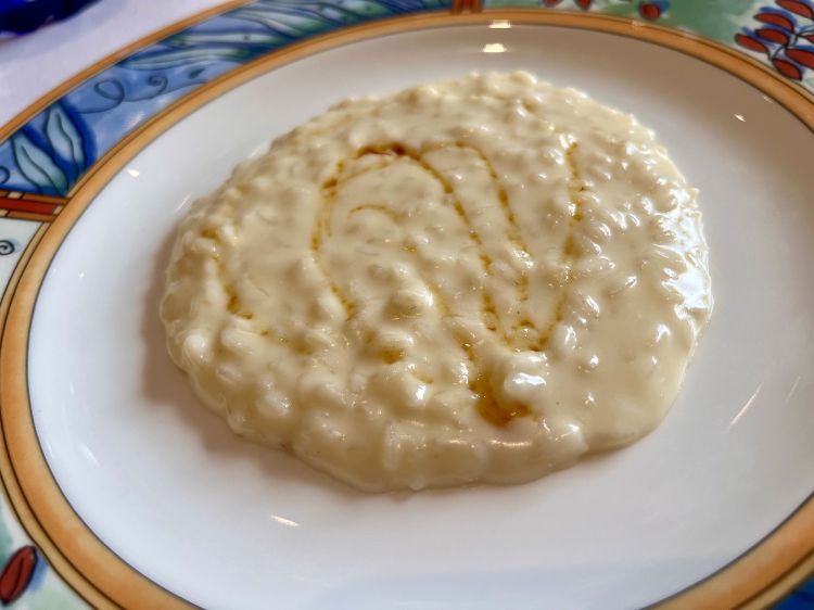 Risotto with goat's cheese fondue and saffron honey 
The cheese comes from a small dairy in Brignano Gera d'Adda, in the province of Bergamo, and is called Lavialattea (the risotto is exquisite in its creaminess and spicy sweetness)
