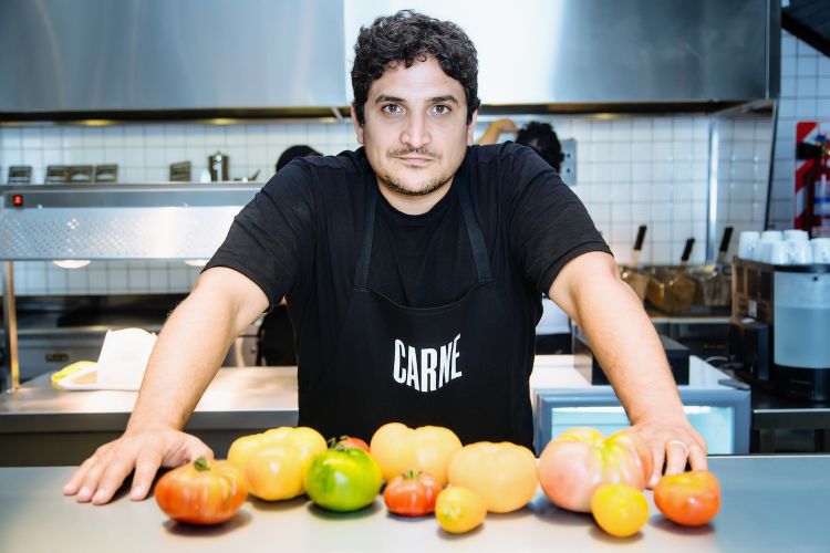 At CARNE they use as many as 25 varieties of tomatoes, in the name of flavour and of the preservation of biodiversity 
