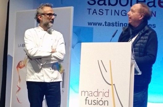 Massimo Bottura poche ore fa sul palco di Madrid F