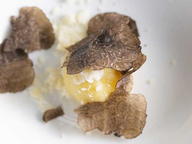 Gnocco stuffed with black truffle fondue
