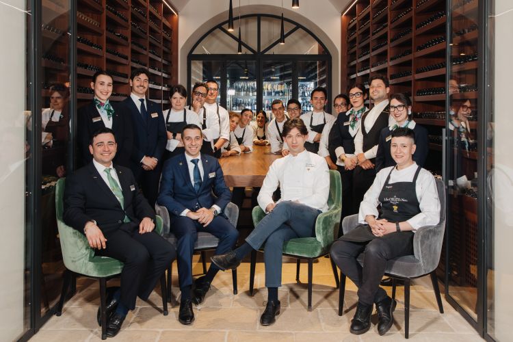 Lo chef Martin Lazarov e tutta la brigata del ristorante fine dining Principe di Belludia 
