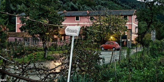 L'Osteria Cantine Cattaneo si trova poco fuori il 